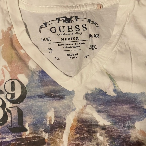 Guess Men's White Artistic Graphic Tee - Picture 3 of 4